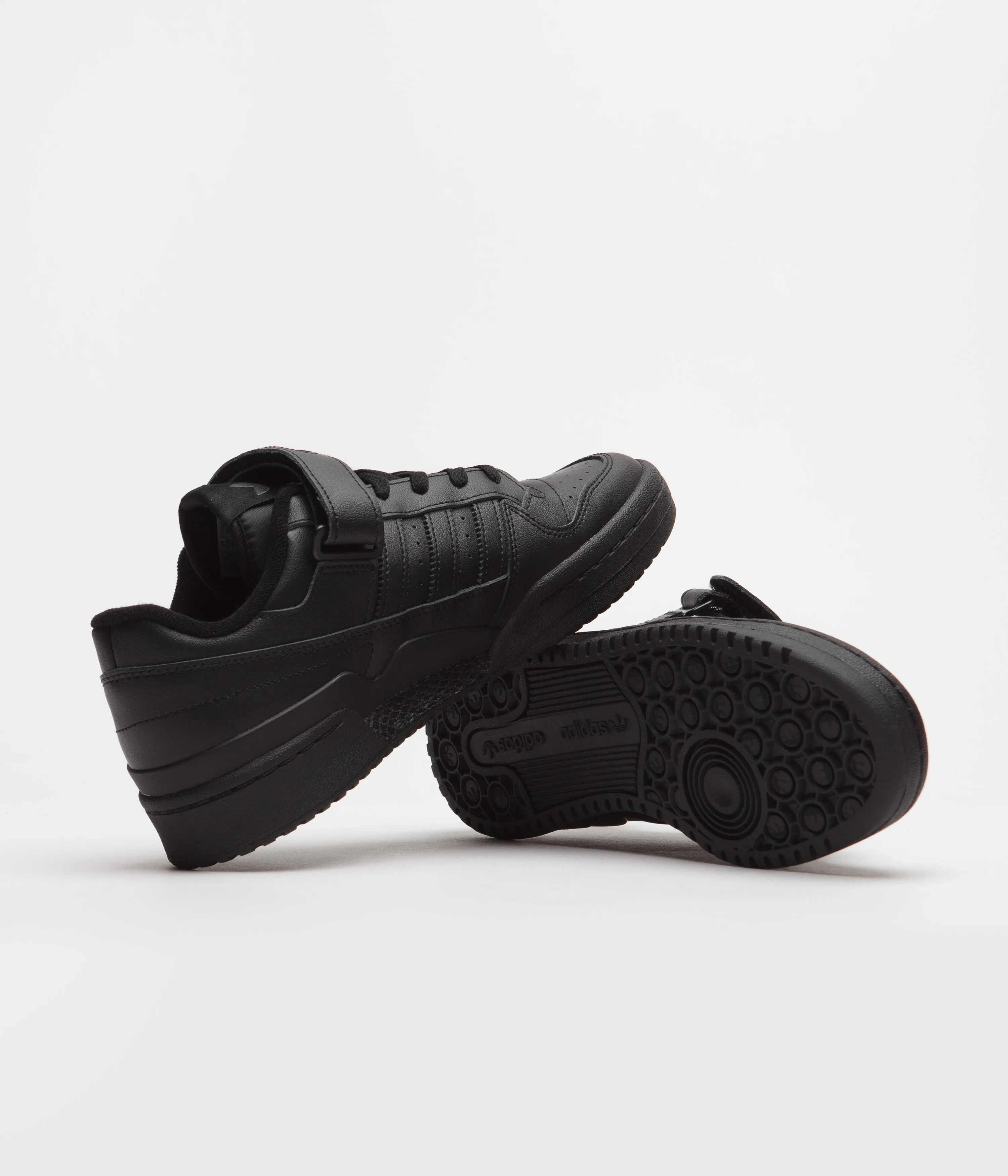 Adidas Forum Low Shoes - Core Black / Core Black / Core Black