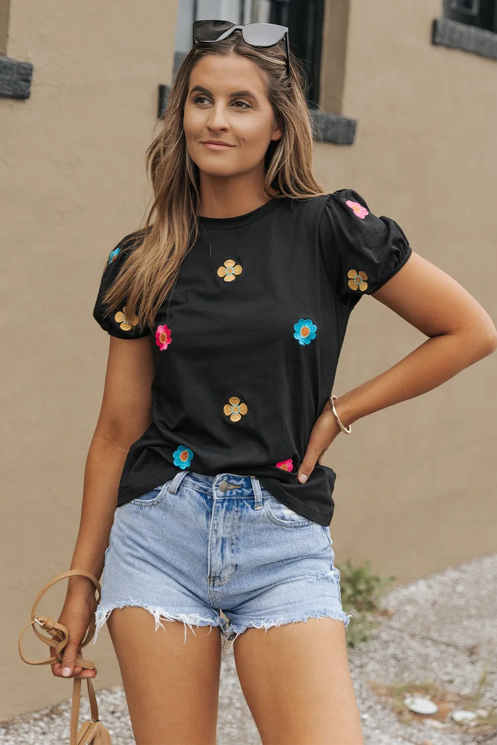 Embroidered Flower Short Puff Sleeve Tee