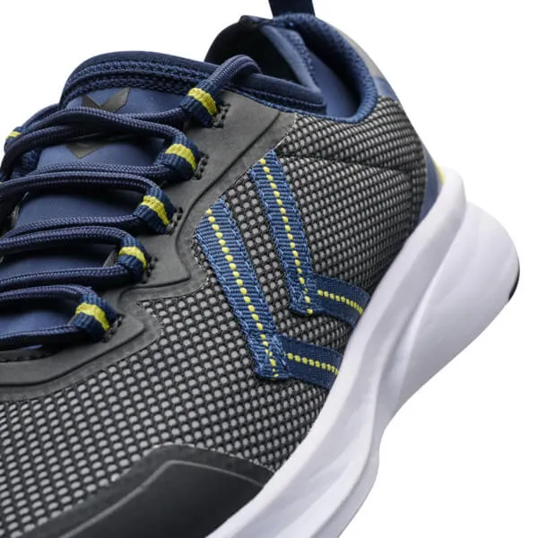 Flow Fit Men Black & Blue Training Shoes