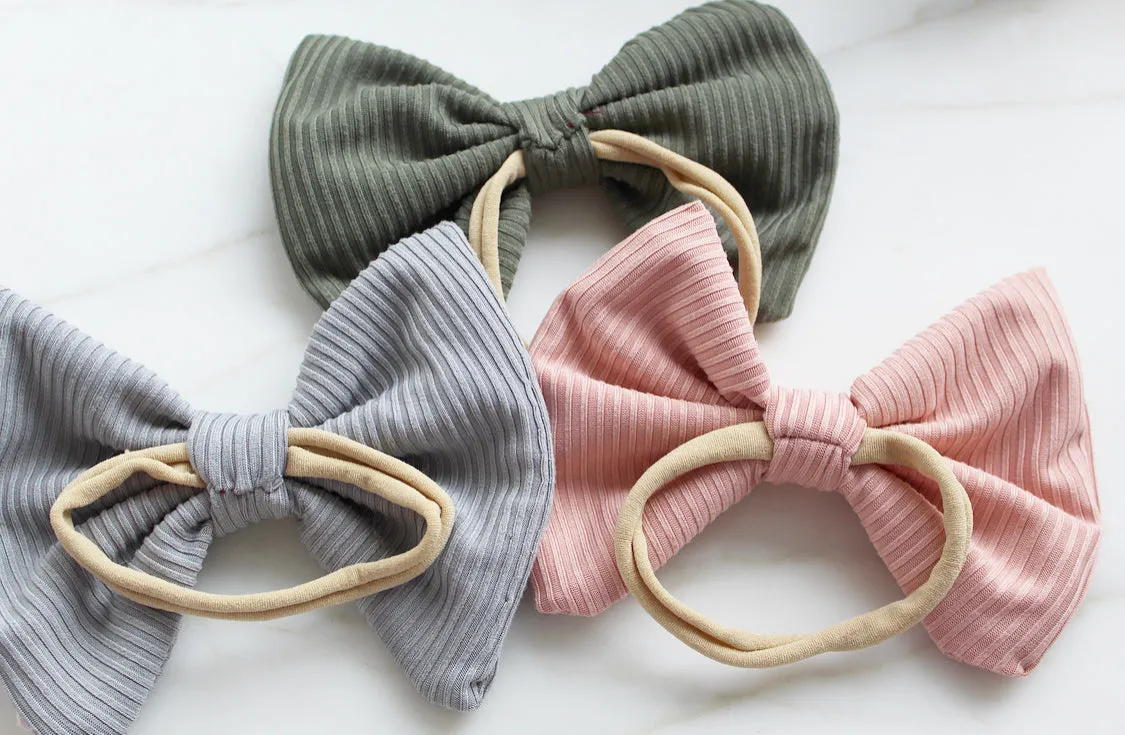 Little Flower Bow Set