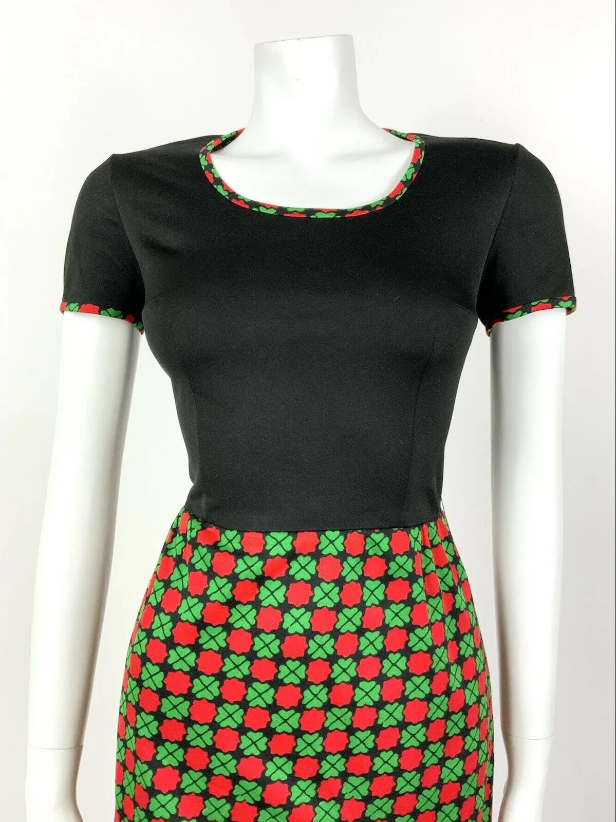 VINTAGE 60s 70s BLACK RED GREEN FLORAL CHECKERBOARD MOD DRESS 10