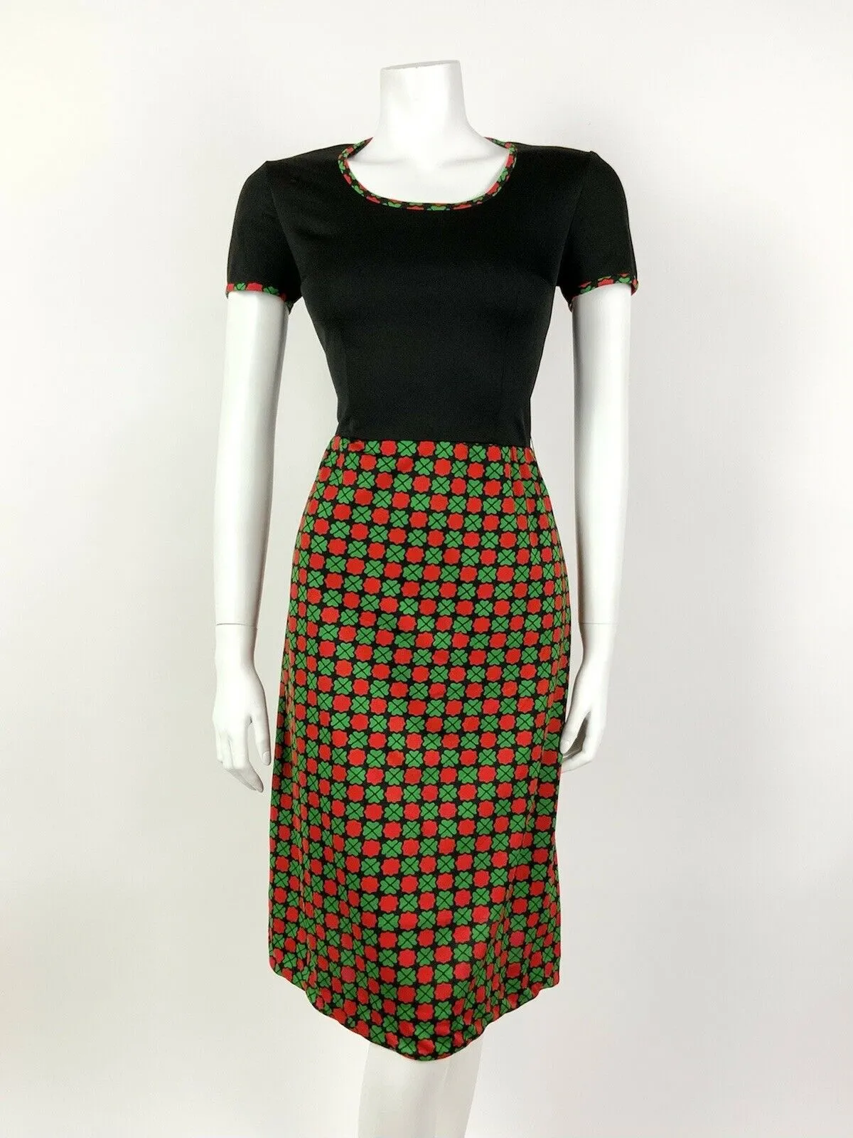 VINTAGE 60s 70s BLACK RED GREEN FLORAL CHECKERBOARD MOD DRESS 10